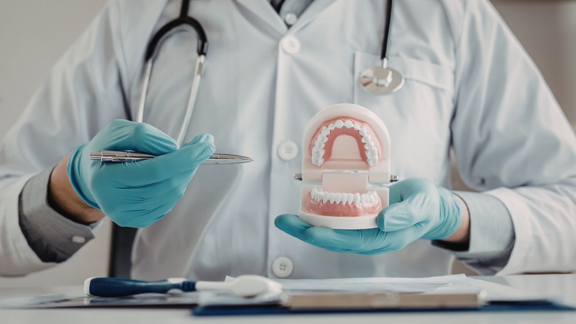 Immediate Implant Placement